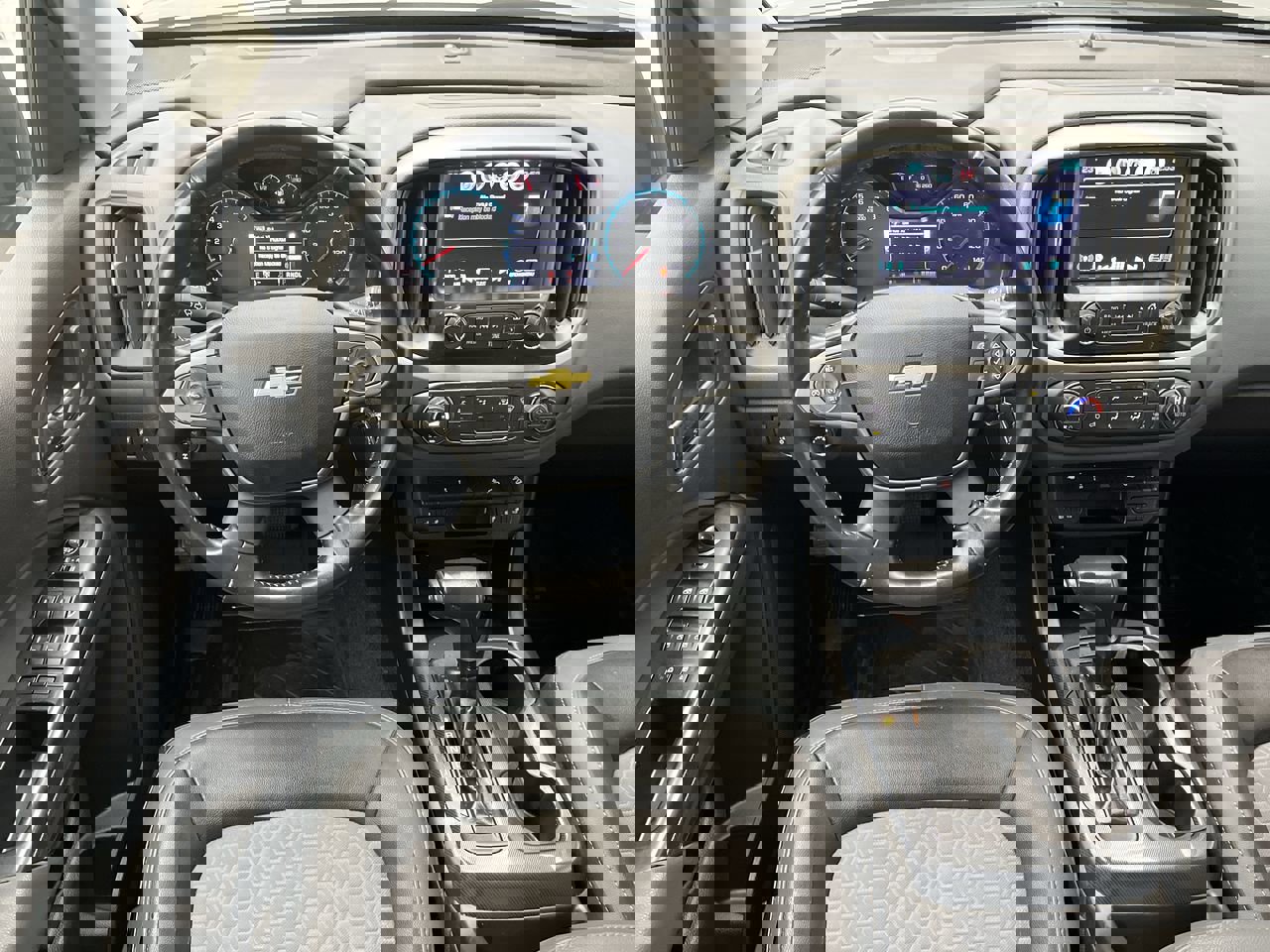 Used 2018 Chevrolet Colorado Z71 image 12