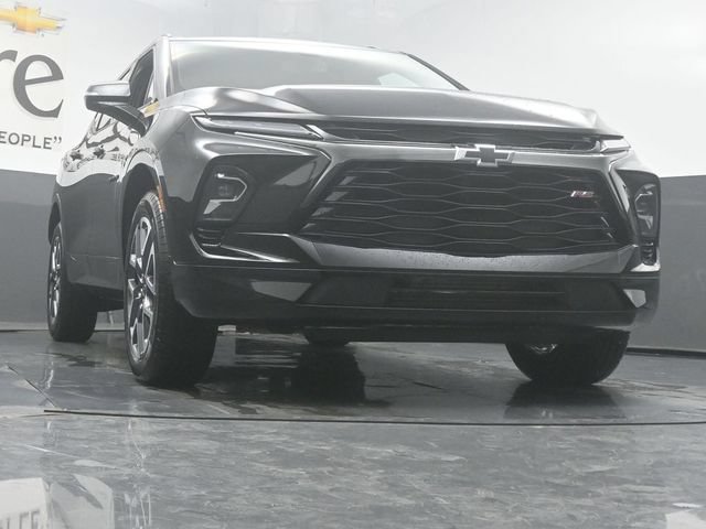 New 2026 Chevrolet Blazer RS w/ LPO, Floor Liner Package FWD image 3