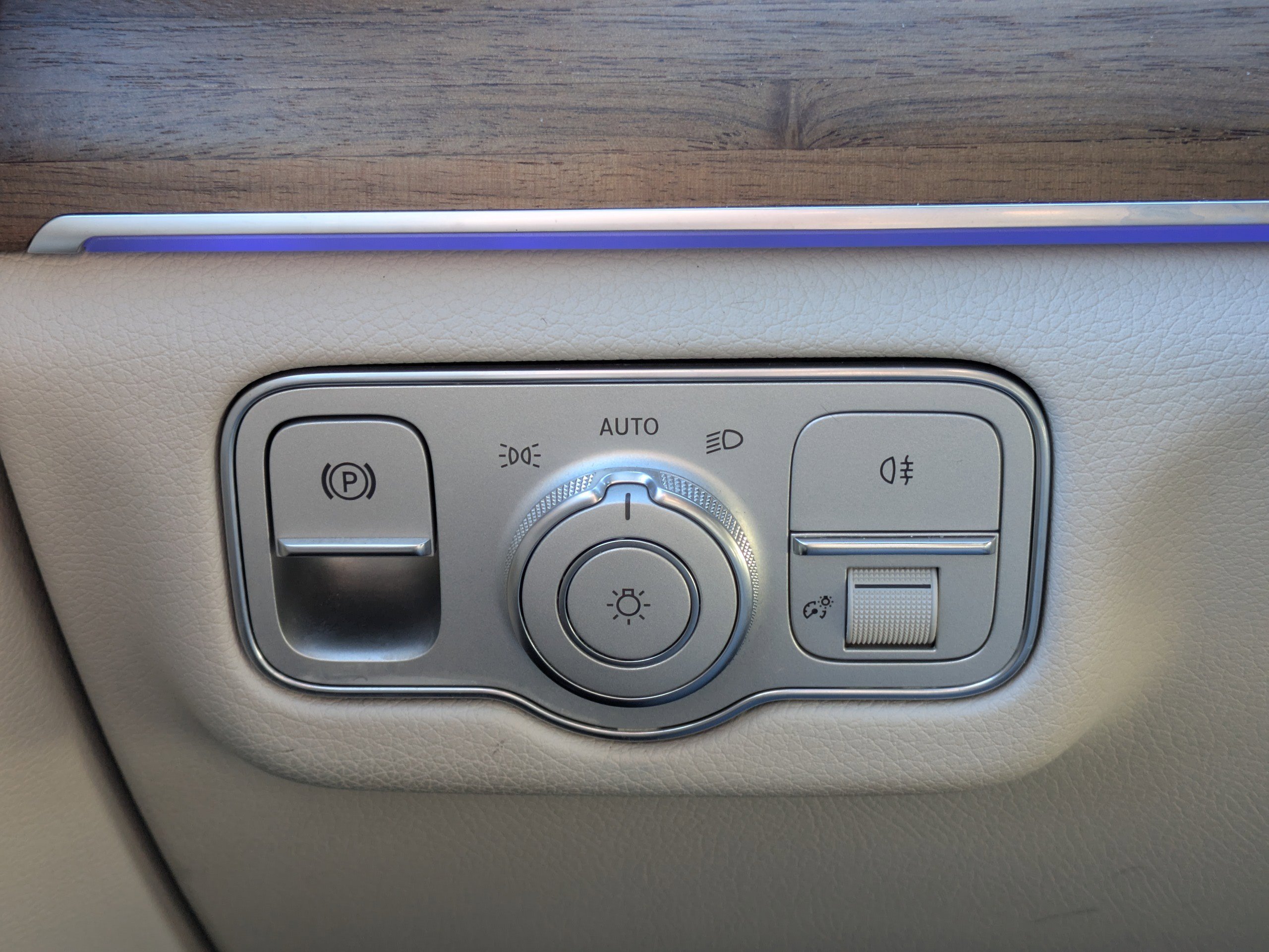 Certified 2024 Mercedes-Benz GLE 350 4MATIC image 27