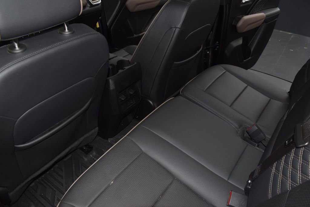 Used 2024 GMC Canyon Denali AWD/4WD image 31
