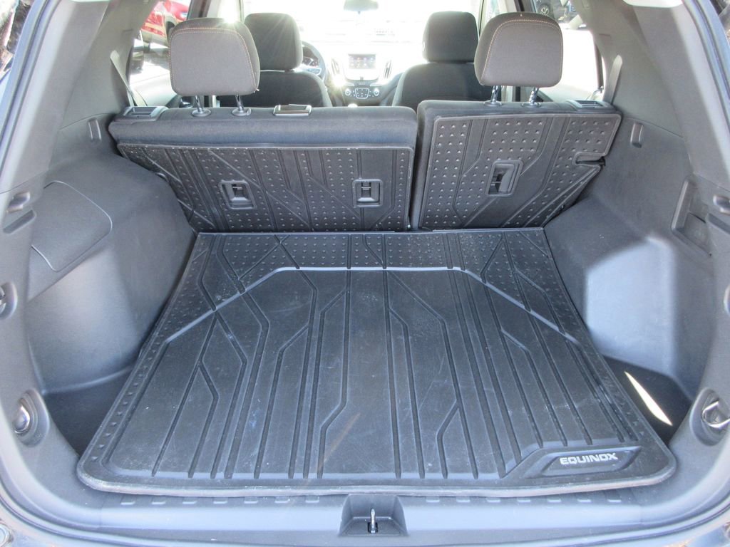 Used 2023 Chevrolet Equinox LT FWD image 12