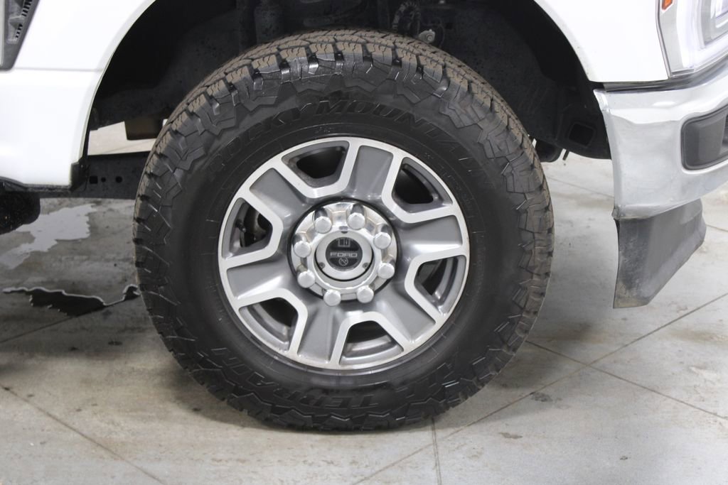 Used 2024 Ford F250 Lariat image 16