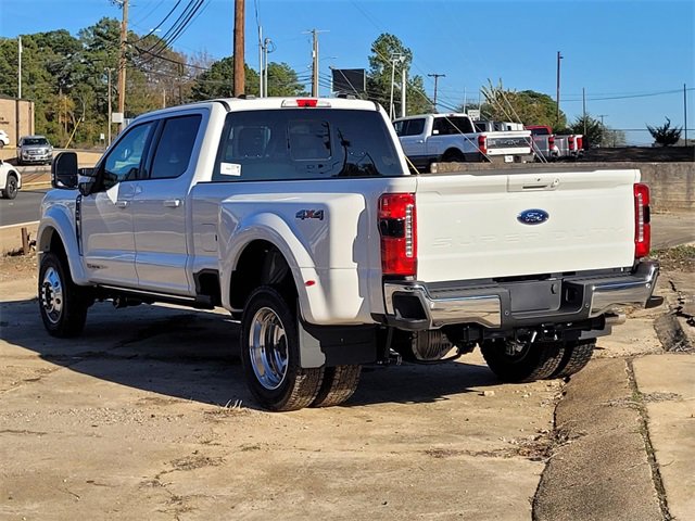 New 2026 Ford F450 Lariat image 3