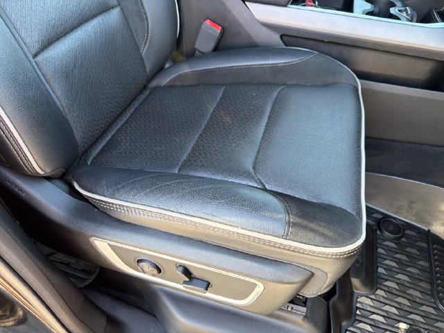 Used 2020 RAM 1500 Laramie AWD/4WD image 26
