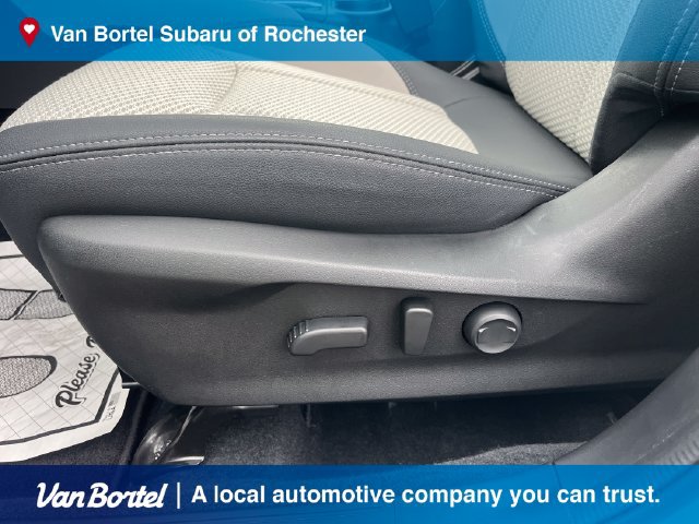 Certified 2023 Subaru Forester Premium AWD/4WD image 16