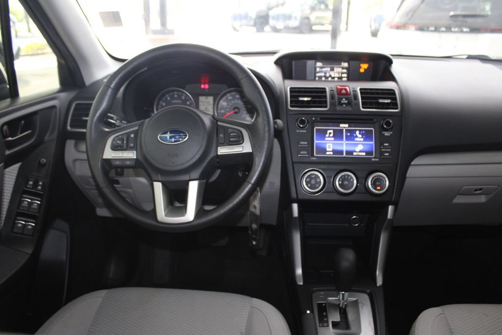 Used 2017 Subaru Forester 2.5i w/ Alloy Wheel Package AWD/4WD image 2