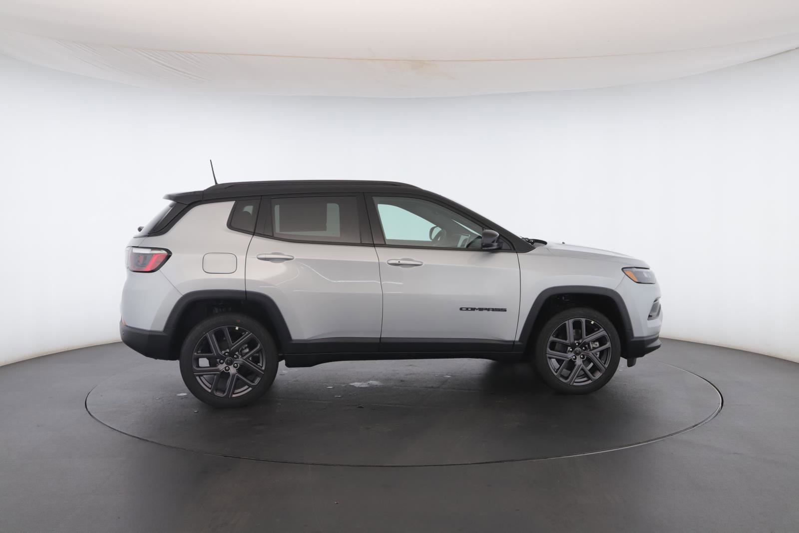 New 2026 Jeep Compass Limited w/ Sun, Sound & Navigation Group image 31