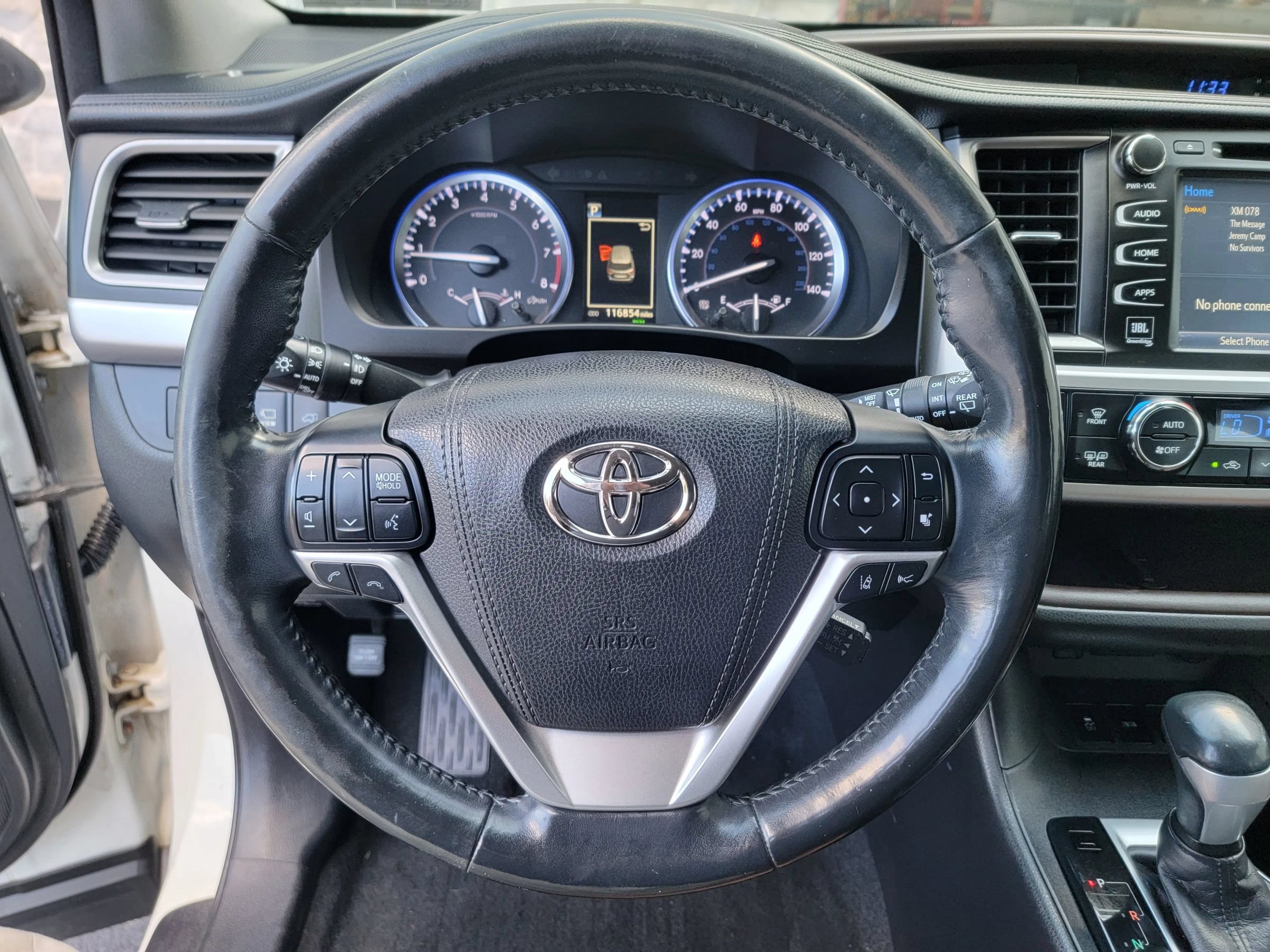Used 2017 Toyota Highlander AWD V6 image 29