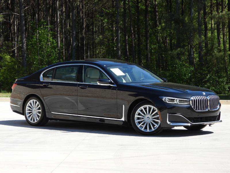 Used 2021 BMW 740i w/ Premium Package image 15