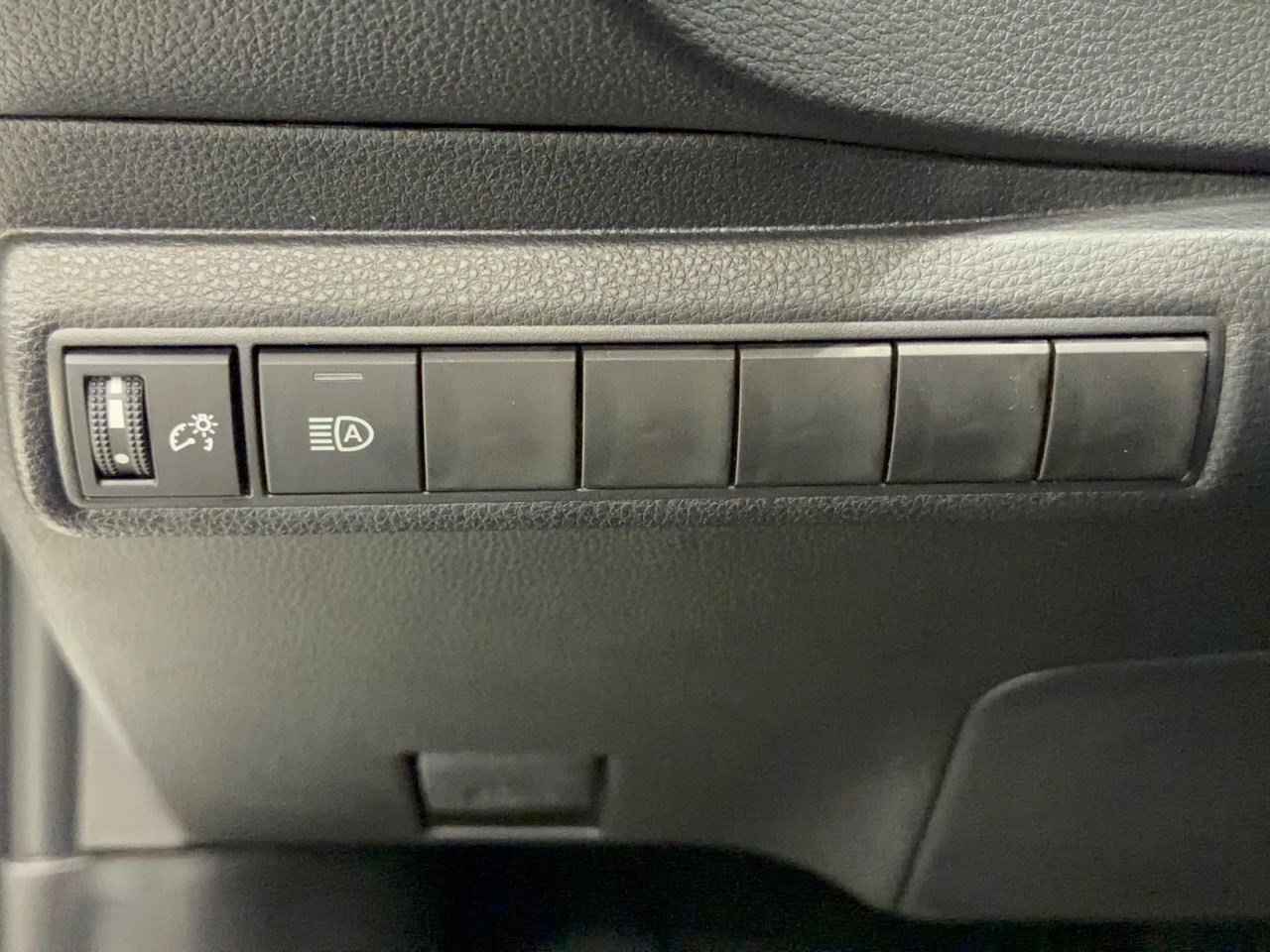 New 2026 Toyota Corolla LE FWD image 31