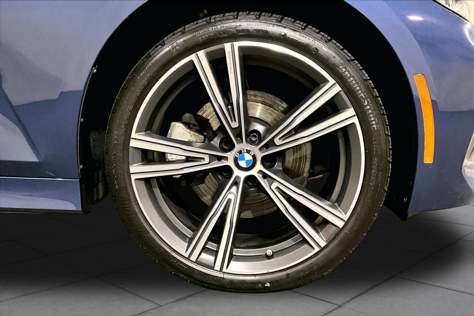 Used 2024 BMW 330i xDrive Sedan w/ Convenience Package AWD/4WD image 10