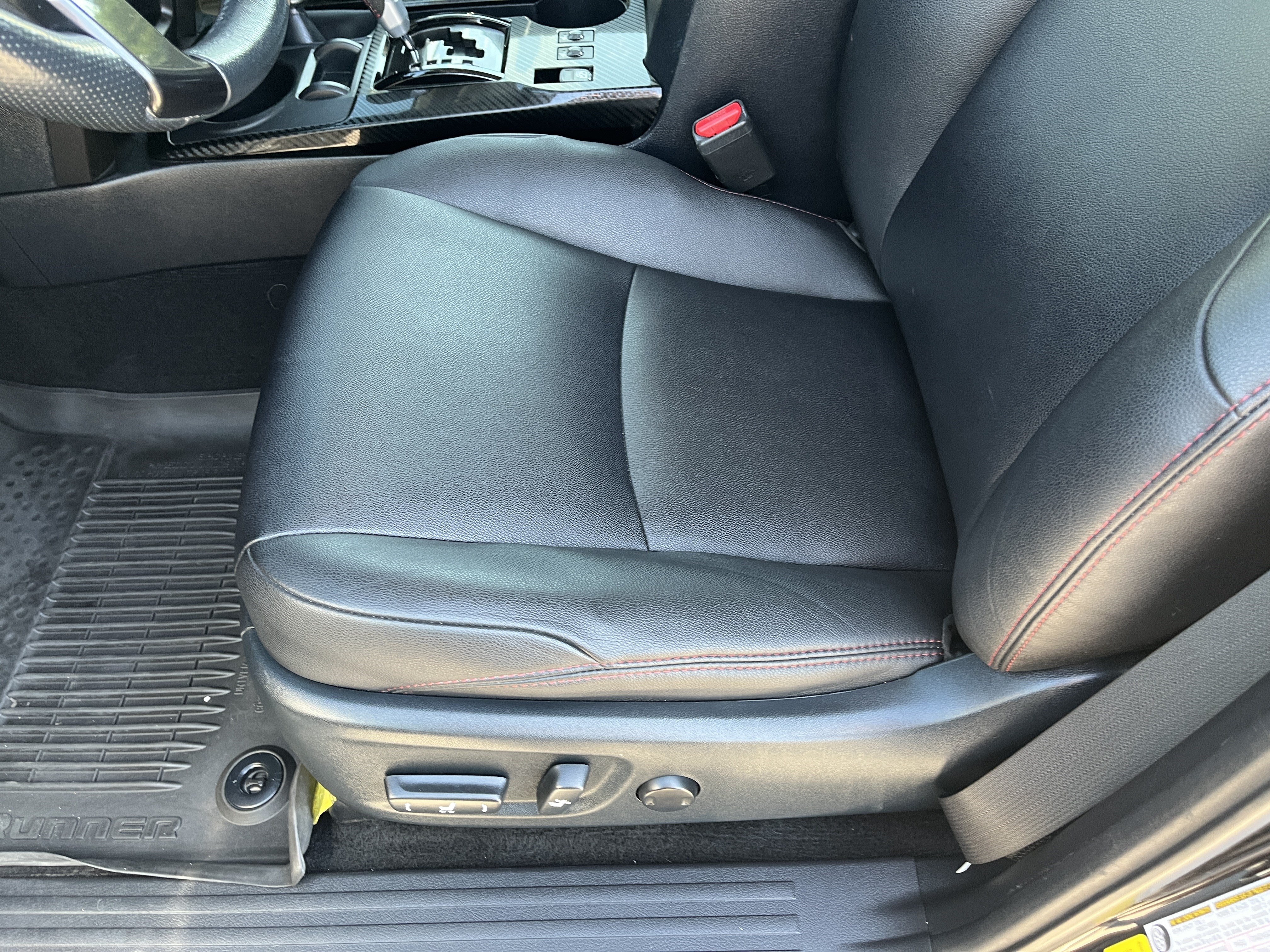 Used 2023 Toyota 4Runner TRD Off-Road Premium w/ Off Road Premium Plus Package AWD/4WD image 15