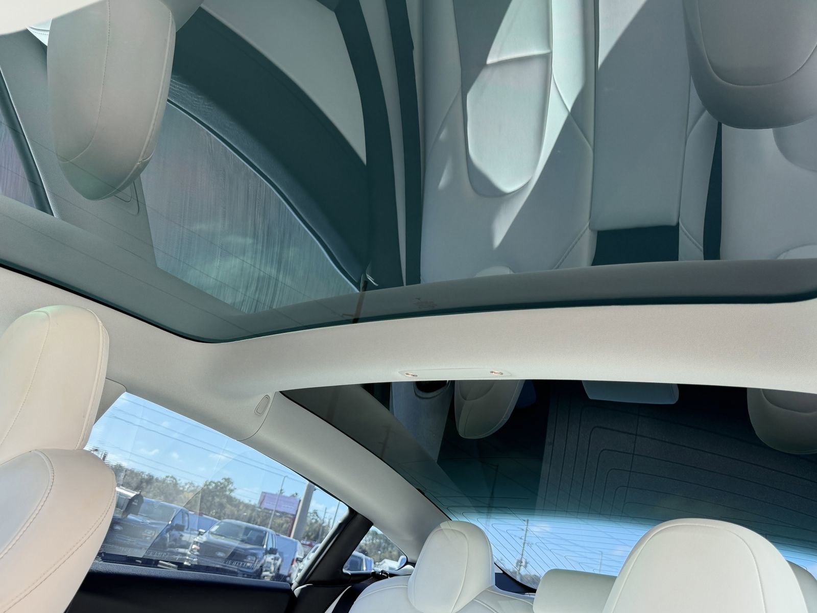 Used 2020 Tesla Model 3 Standard Range image 18