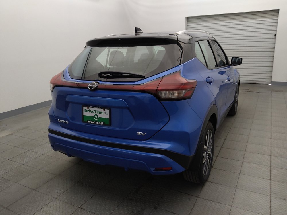 Used 2023 Nissan Kicks SV FWD image 7