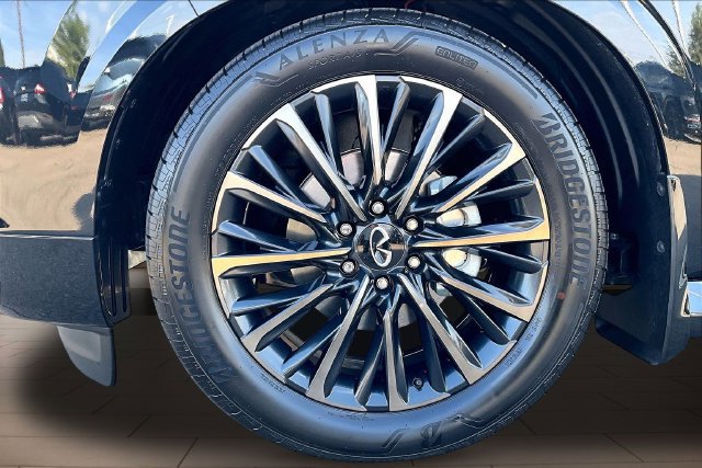 Used 2026 INFINITI QX80 Autograph w/ Premium Cargo Package AWD/4WD image 9