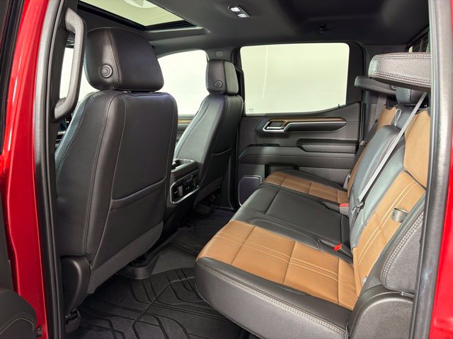Used 2024 Chevrolet Silverado 1500 High Country AWD/4WD image 22