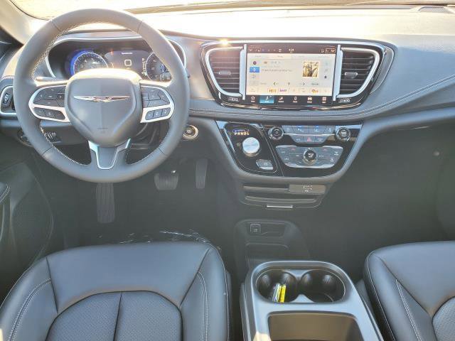 New 2026 Chrysler Pacifica Select image 20