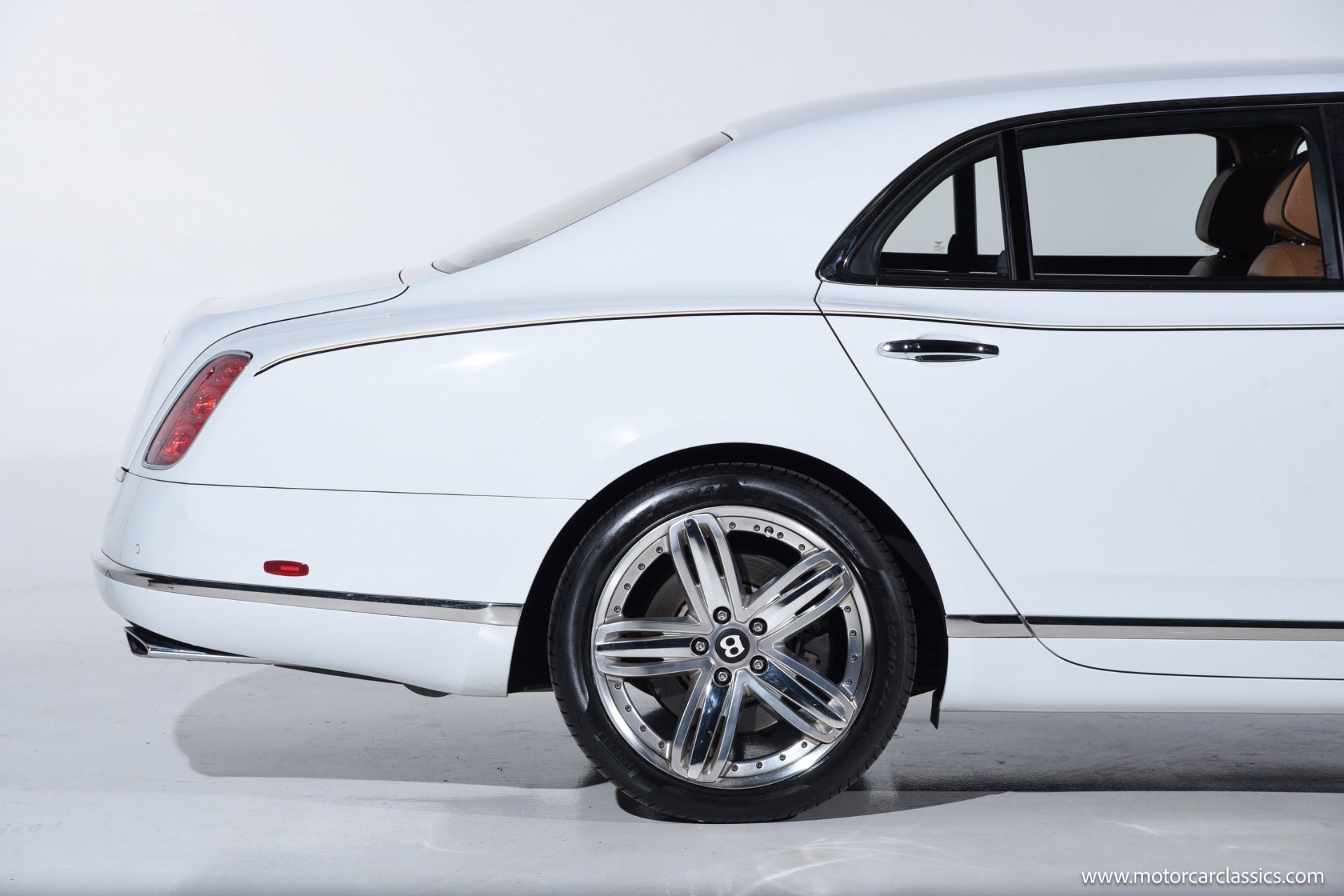 Used 2012 Bentley Mulsanne RWD image 10