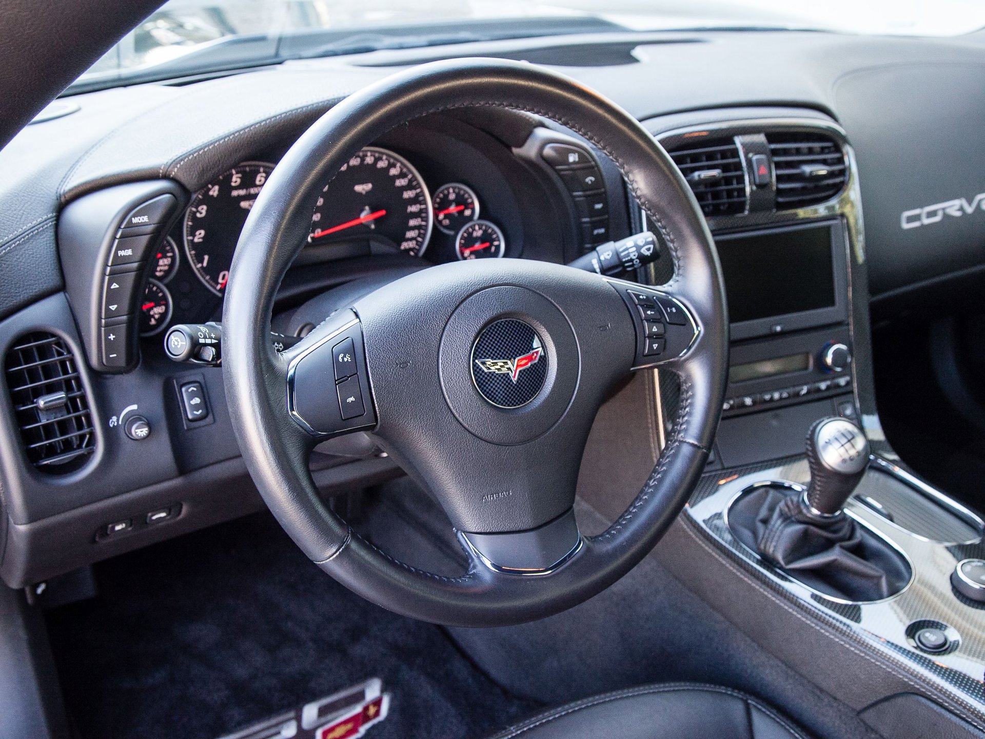 Used 2013 Chevrolet Corvette 427 w/ 1SC Preferred Equipment Group image 38