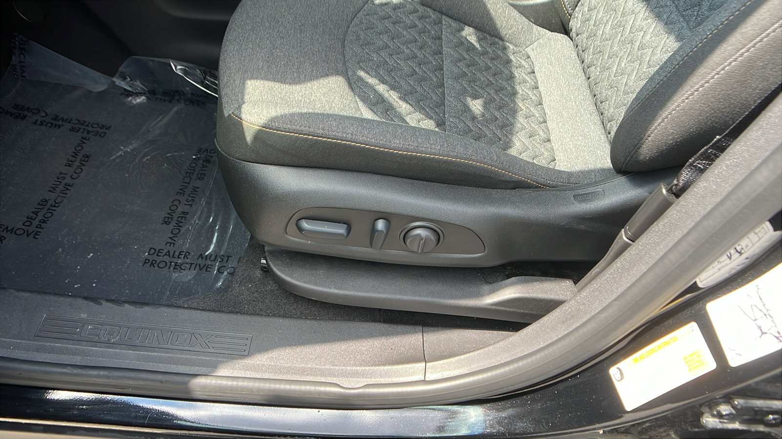 Used 2024 Chevrolet Equinox LT image 17