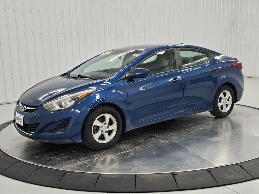 Used 2015 Hyundai Elantra SE FWD image 1
