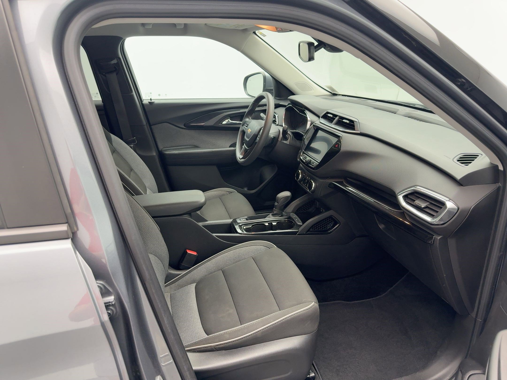 Certified 2022 Chevrolet TrailBlazer LT w/ Convenience Package image 24