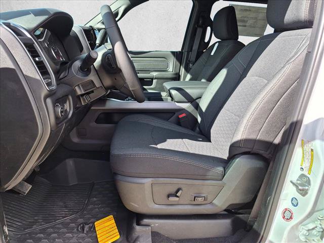 New 2026 RAM 3500 Big Horn AWD/4WD image 4