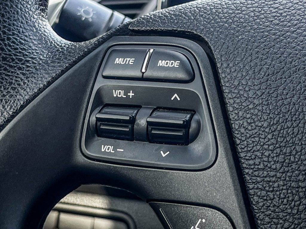 Used 2016 Kia Forte LX image 21