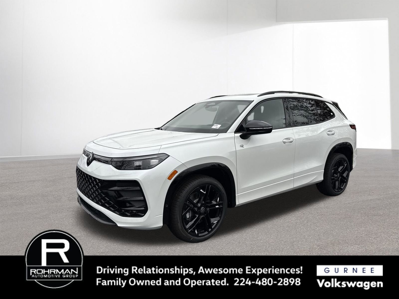 New 2025 Volkswagen Tiguan SE R-Line