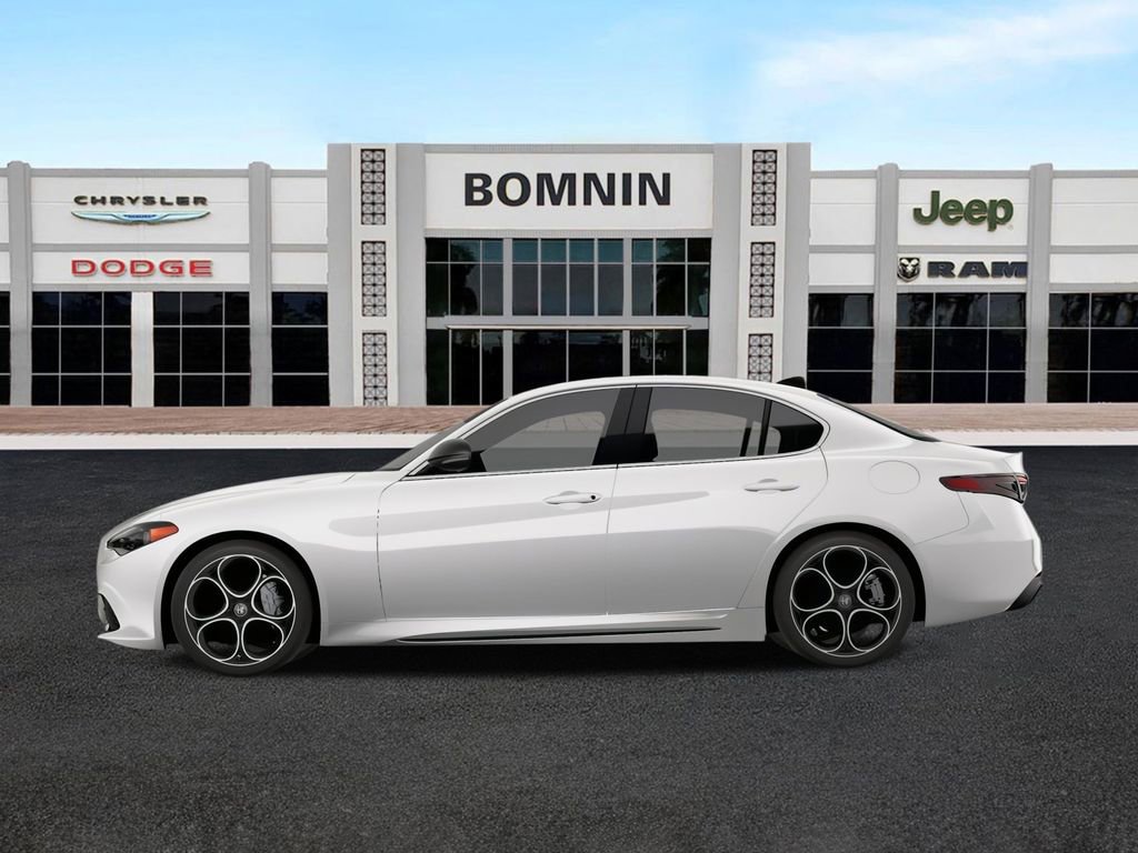 New 2026 Alfa Romeo Giulia image 2