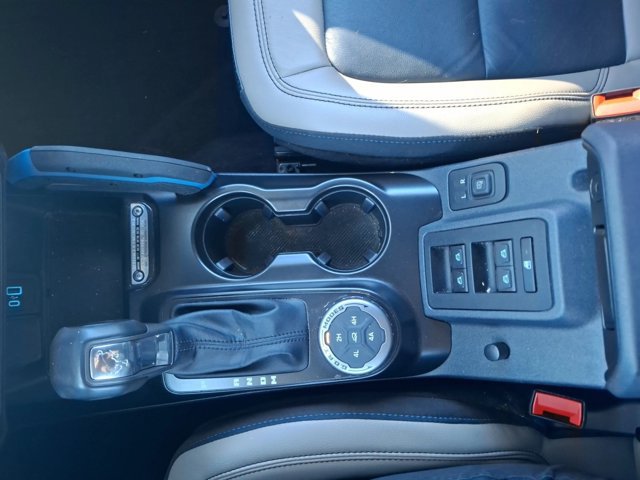 Used 2023 Ford Bronco Wildtrak AWD/4WD image 12