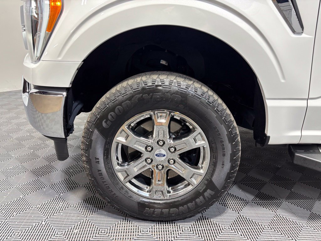 Used 2023 Ford F150 Lariat AWD/4WD image 6