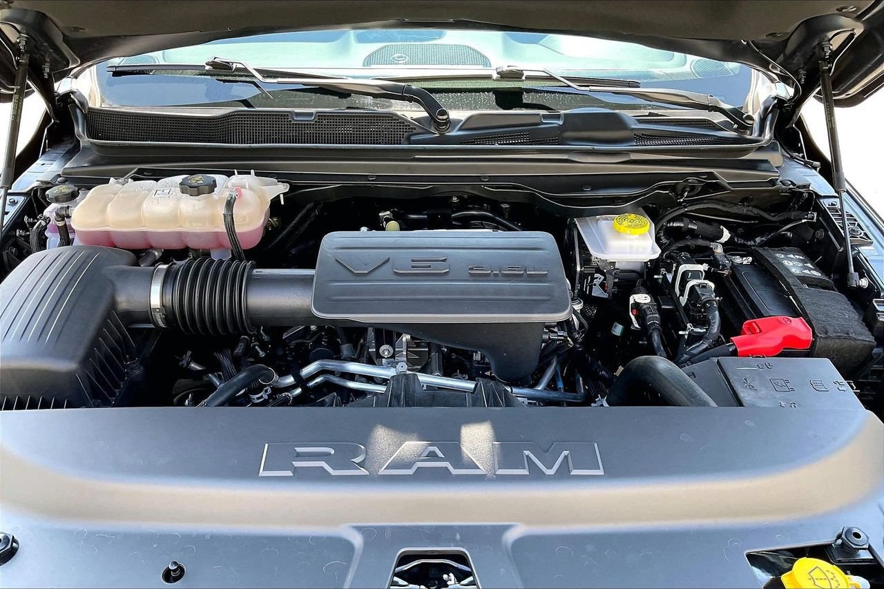 Used 2025 RAM 1500 Big Horn RWD image 37