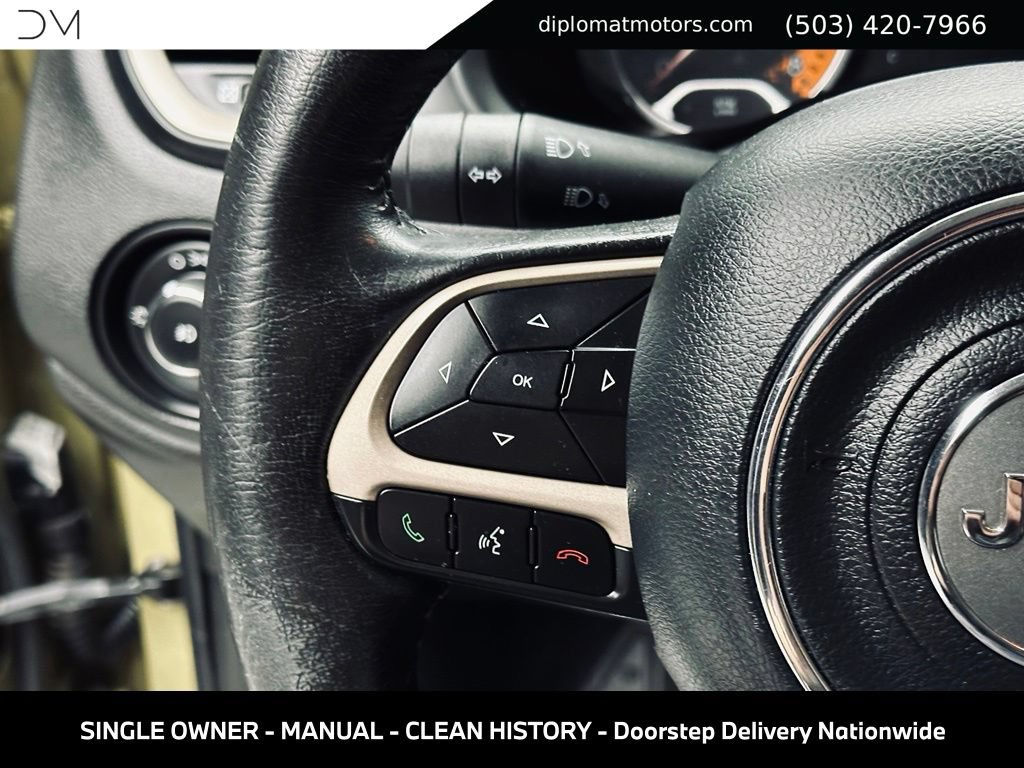 Used 2015 Jeep Renegade Latitude w/ Cold Weather Group II AWD/4WD image 30