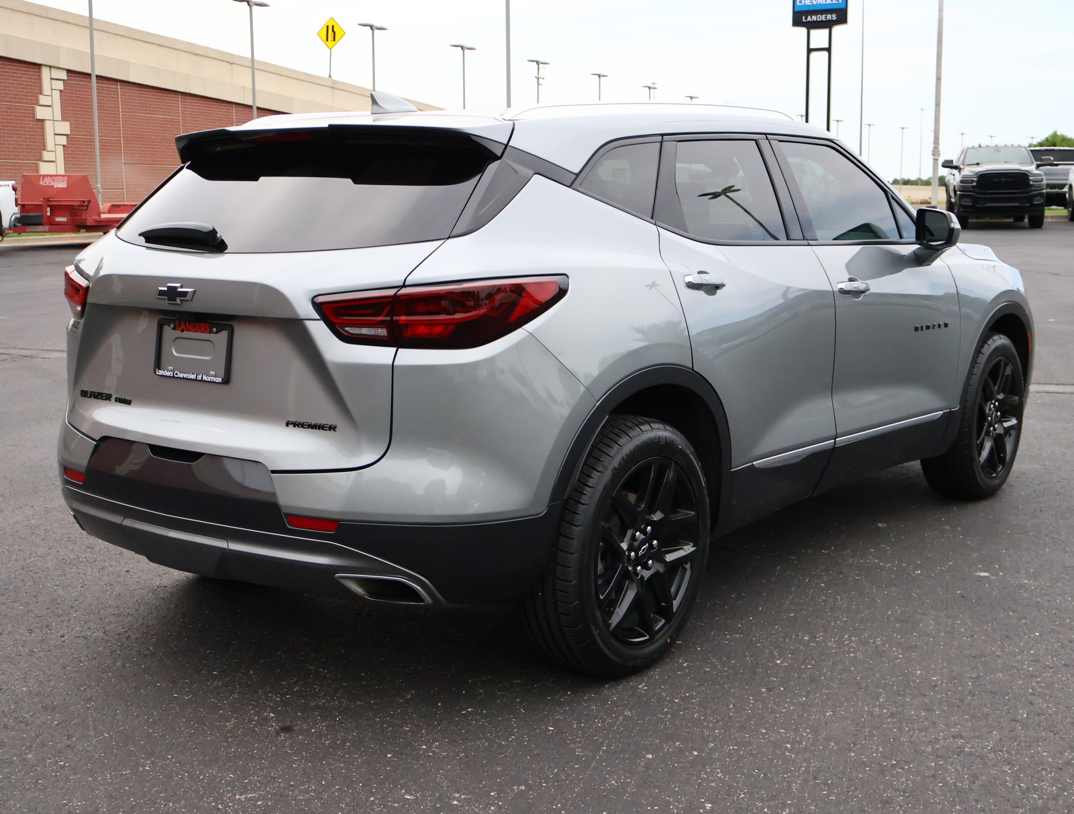Used 2023 Chevrolet Blazer Premier w/ Driver Confidence II Package AWD/4WD image 35