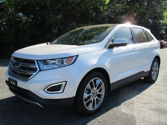 Used 2016 Ford Edge Titanium w/ Equipment Group 301A FWD image 3