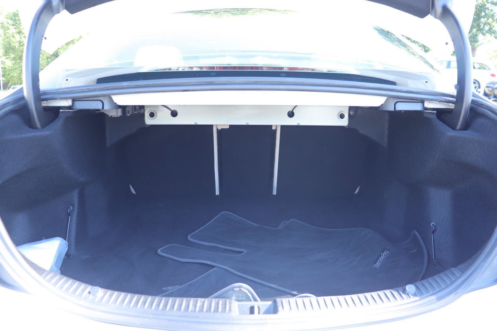Used 2016 Mercedes-Benz C 300 Sedan image 13