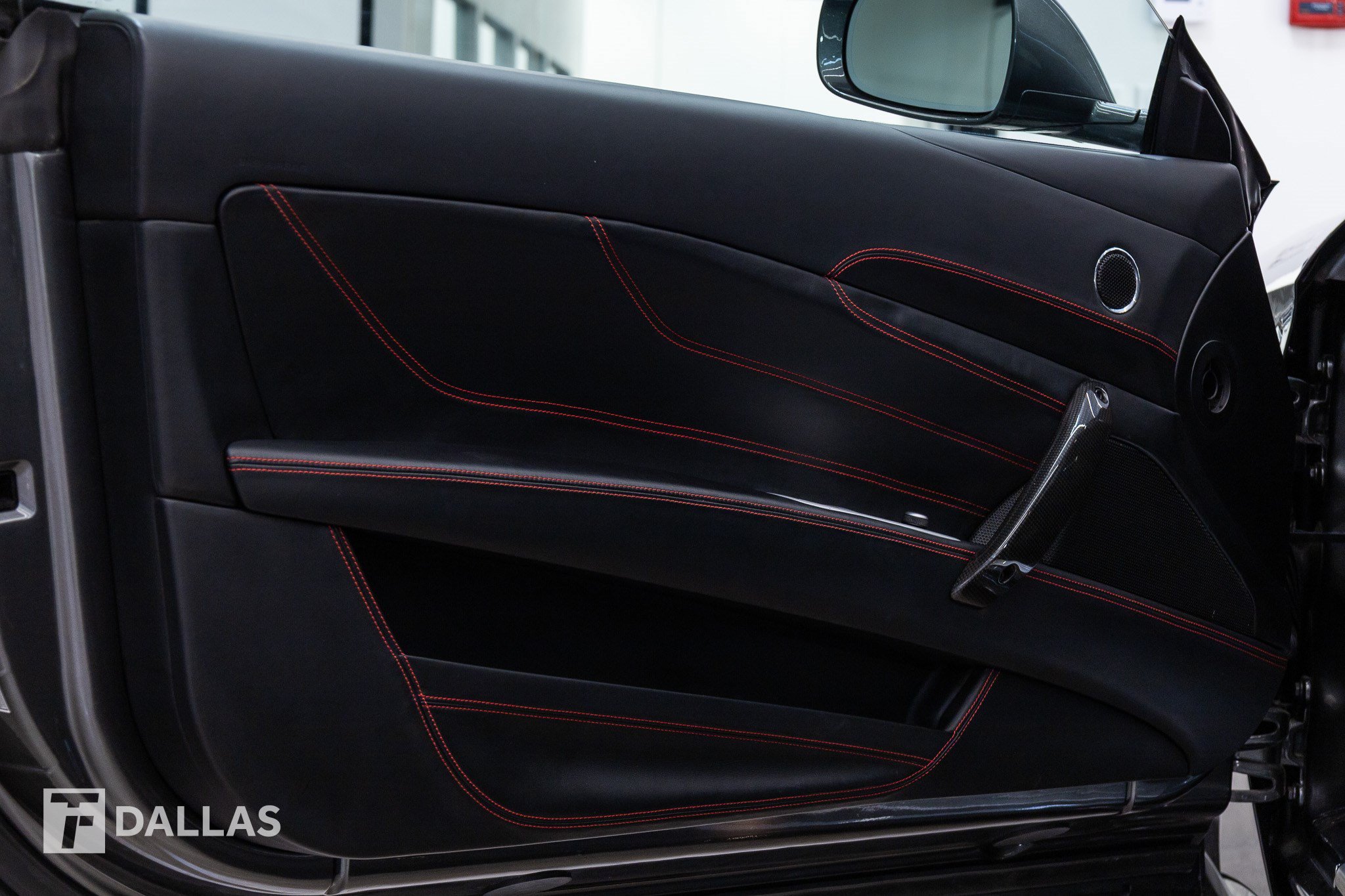 Used 2012 Ferrari FF AWD/4WD image 17