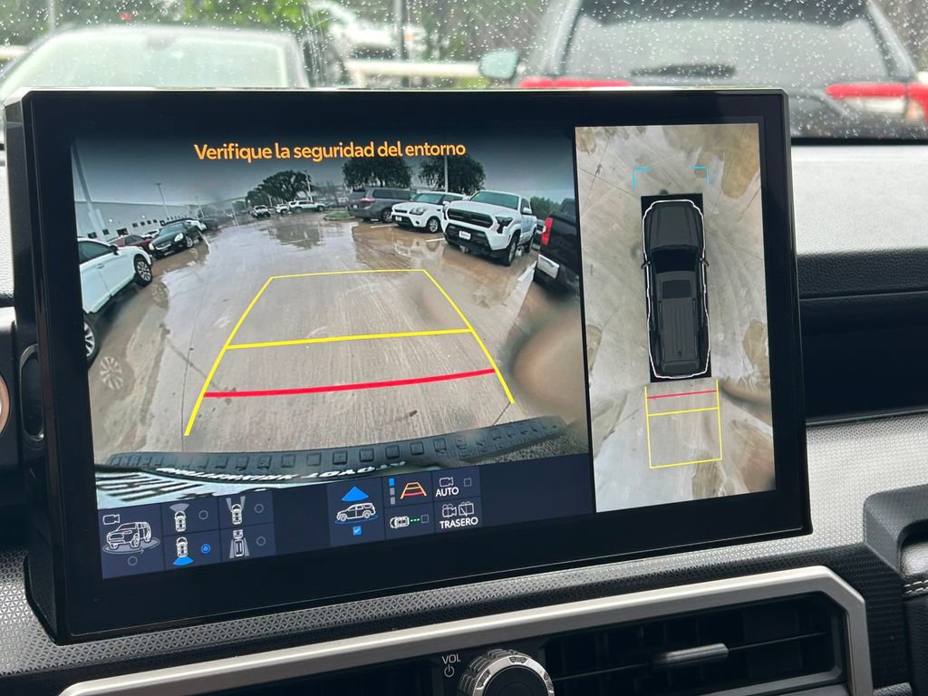 Used 2025 Toyota 4Runner Limited image 36