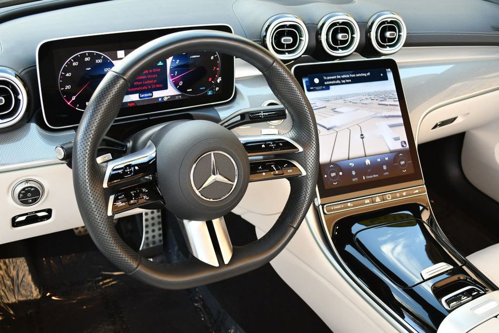 Used 2025 Mercedes-Benz CLE 300 4MATIC Cabriolet image 67