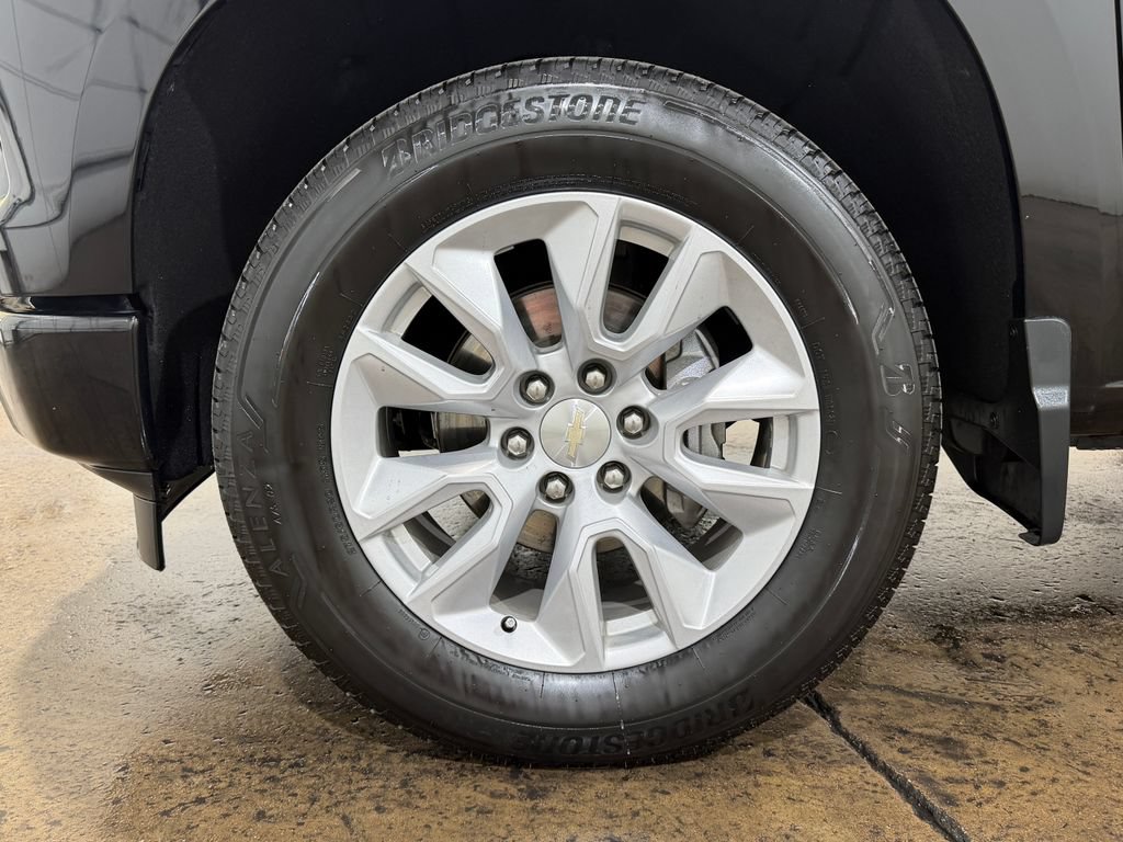 Used 2022 Chevrolet Silverado 1500 Custom AWD/4WD image 11