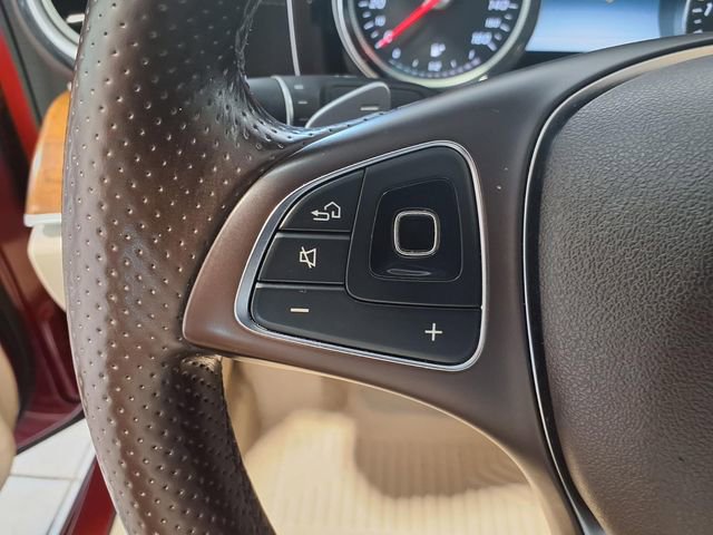 Used 2017 Mercedes-Benz E 300 4MATIC image 8