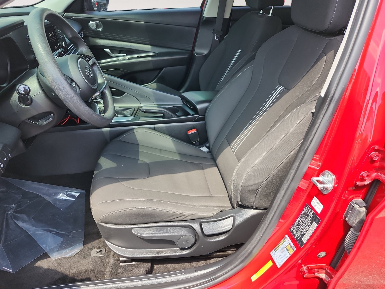 Used 2021 Hyundai Elantra SEL FWD image 9