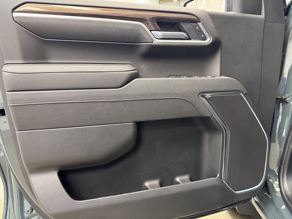 New 2026 Chevrolet Silverado 1500 LT image 9