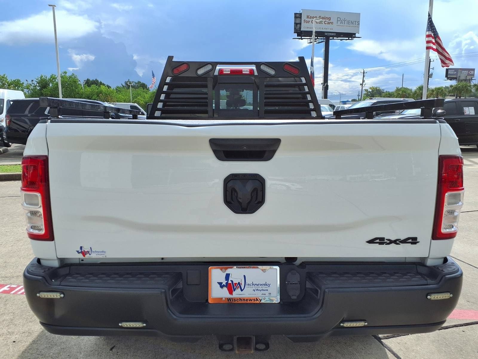 Used 2024 RAM 2500 Tradesman w/ Convenience Group AWD/4WD image 6