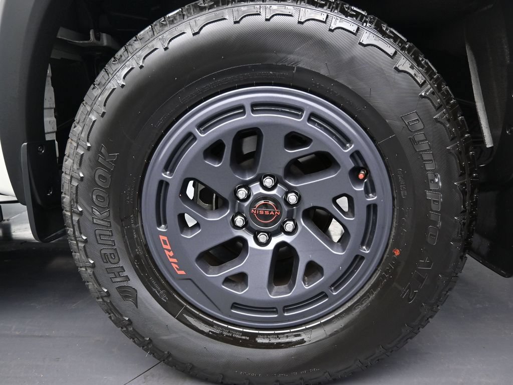Used 2026 Nissan Frontier Pro-X w/ Pro-X Convenience Package RWD image 10