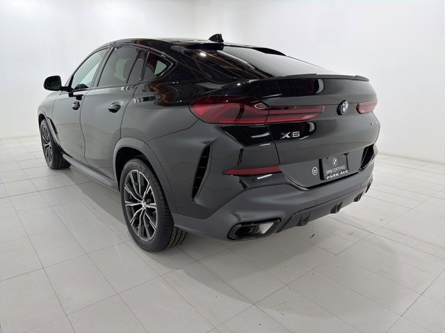 Certified 2023 BMW X6 xDrive40i w/ Executive Package image 3