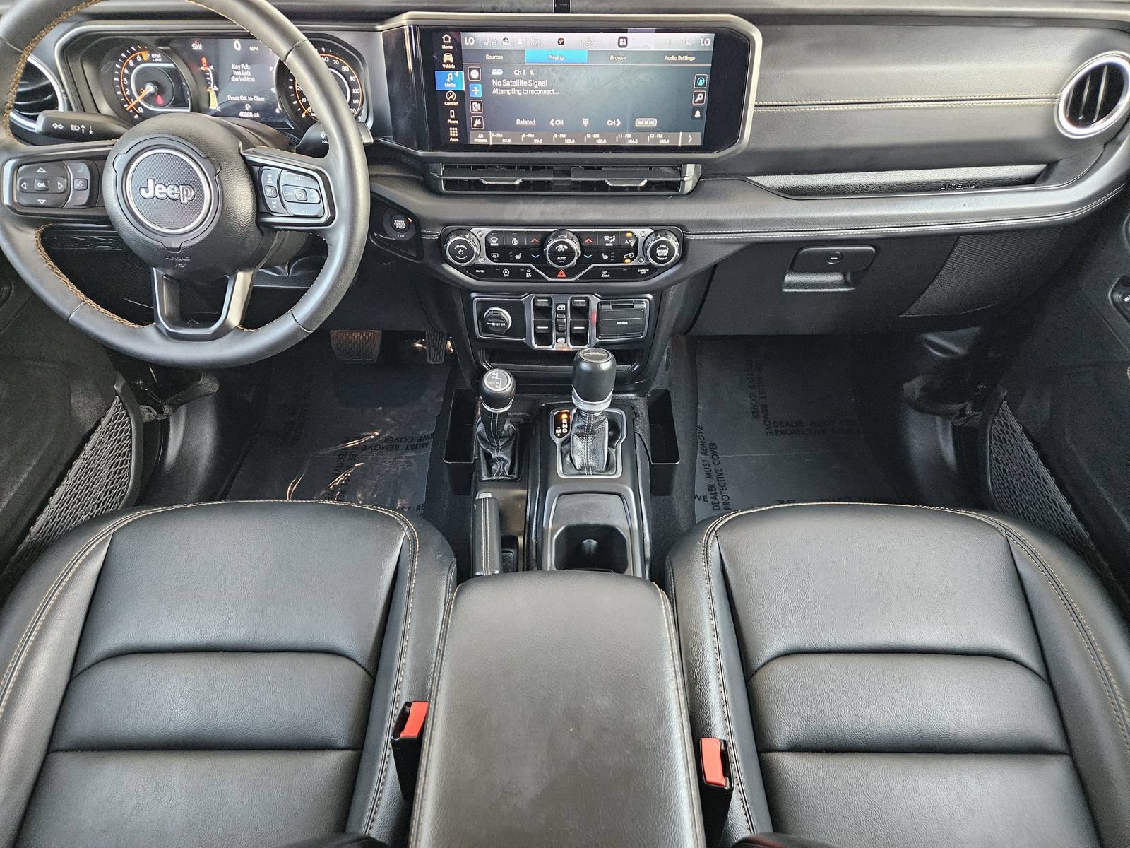 Used 2024 Jeep Gladiator Sport AWD/4WD image 32