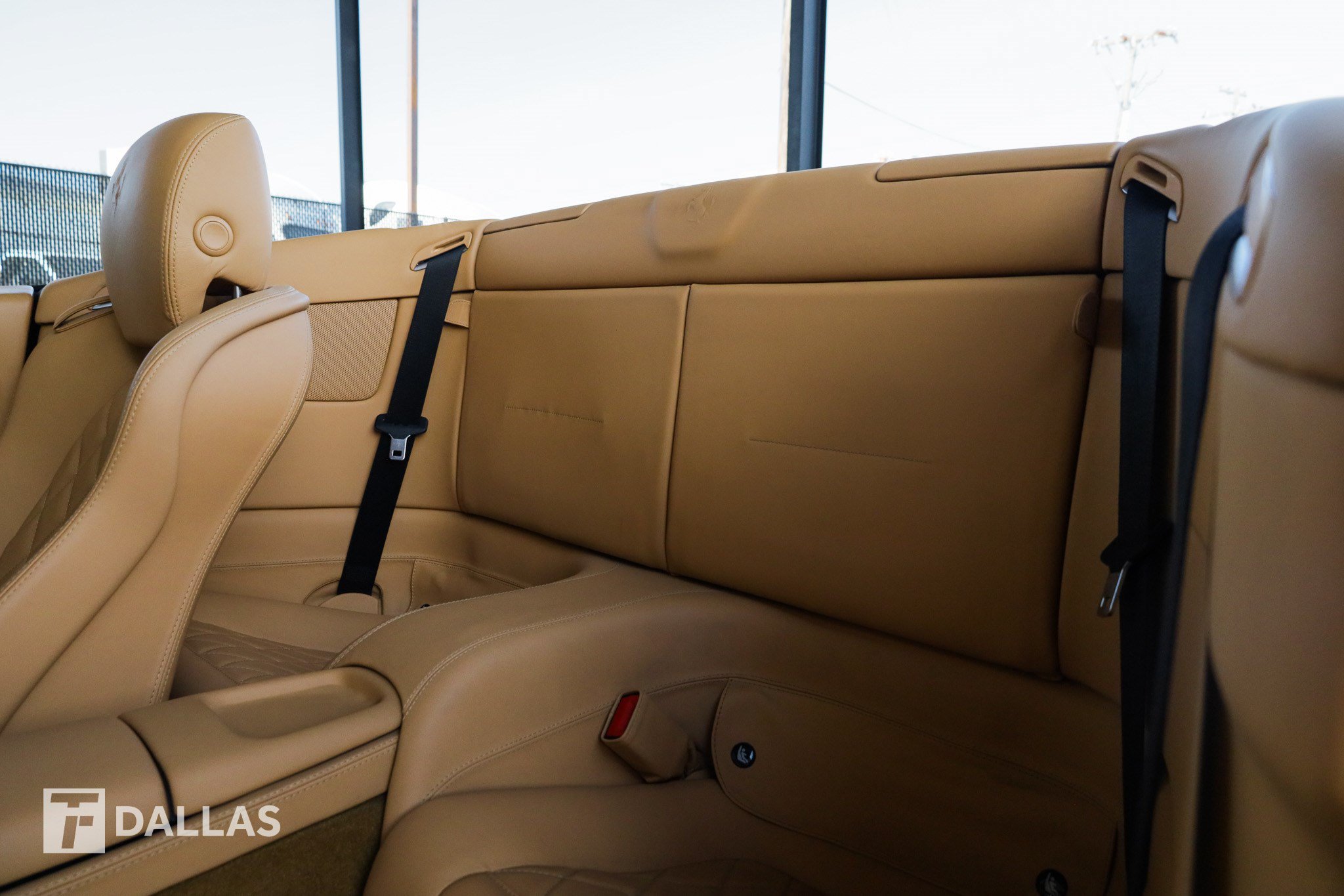 Used 2010 Ferrari California RWD image 33