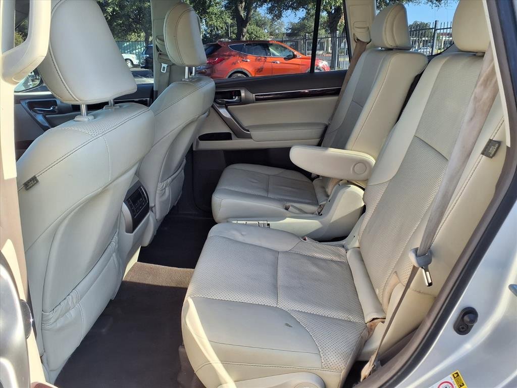Used 2017 Lexus GX 460 Luxury image 9